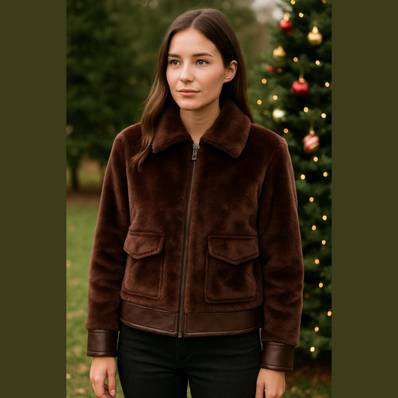 Love Token Jackets & Blazers - Love Token Women's Faux Fur Jacket. Front Zip, Pockets, Fully Lined. Size M